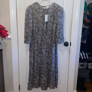 Women’s dress